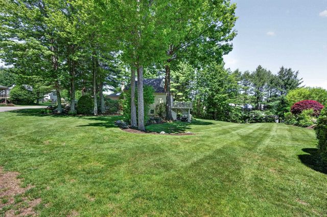 8B Crane Circle, Laconia, NH 03246