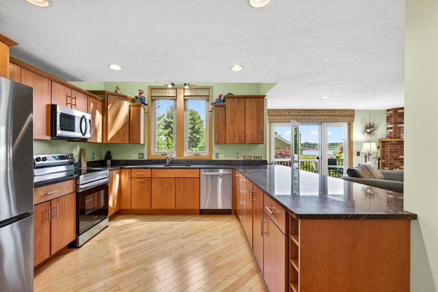 8B Crane Circle, Laconia, NH 03246