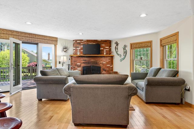 8B Crane Circle, Laconia, NH 03246