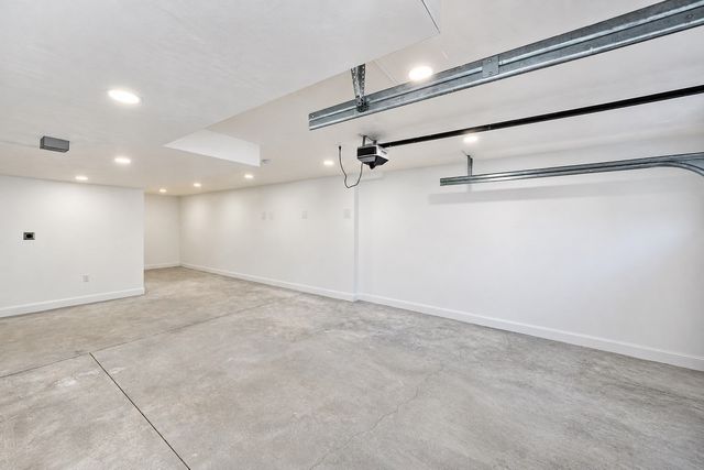 580 Broad St 2A, Bridgewater, MA 02324