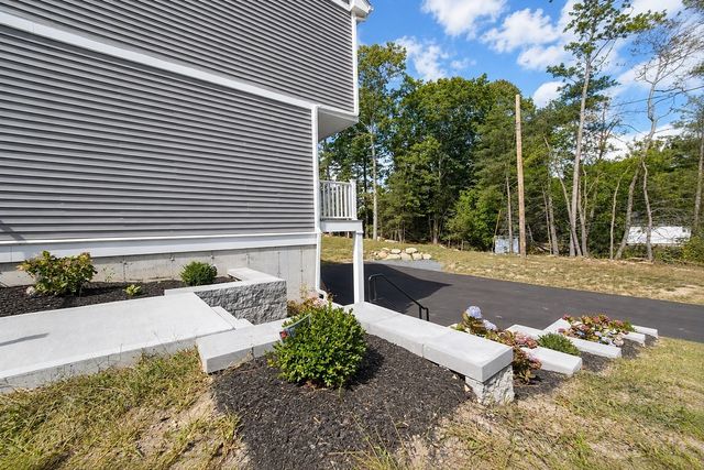 580 Broad St 2A, Bridgewater, MA 02324