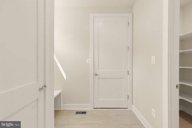 9313 LINDEN AVE, Bethesda, MD 20814