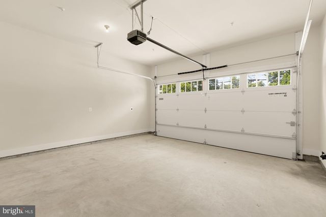 9313 LINDEN AVE, Bethesda, MD 20814