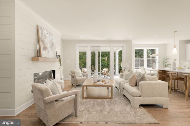9313 LINDEN AVE, Bethesda, MD 20814
