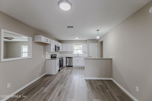 67104 ELNORA Lane, Yulee, FL 32097