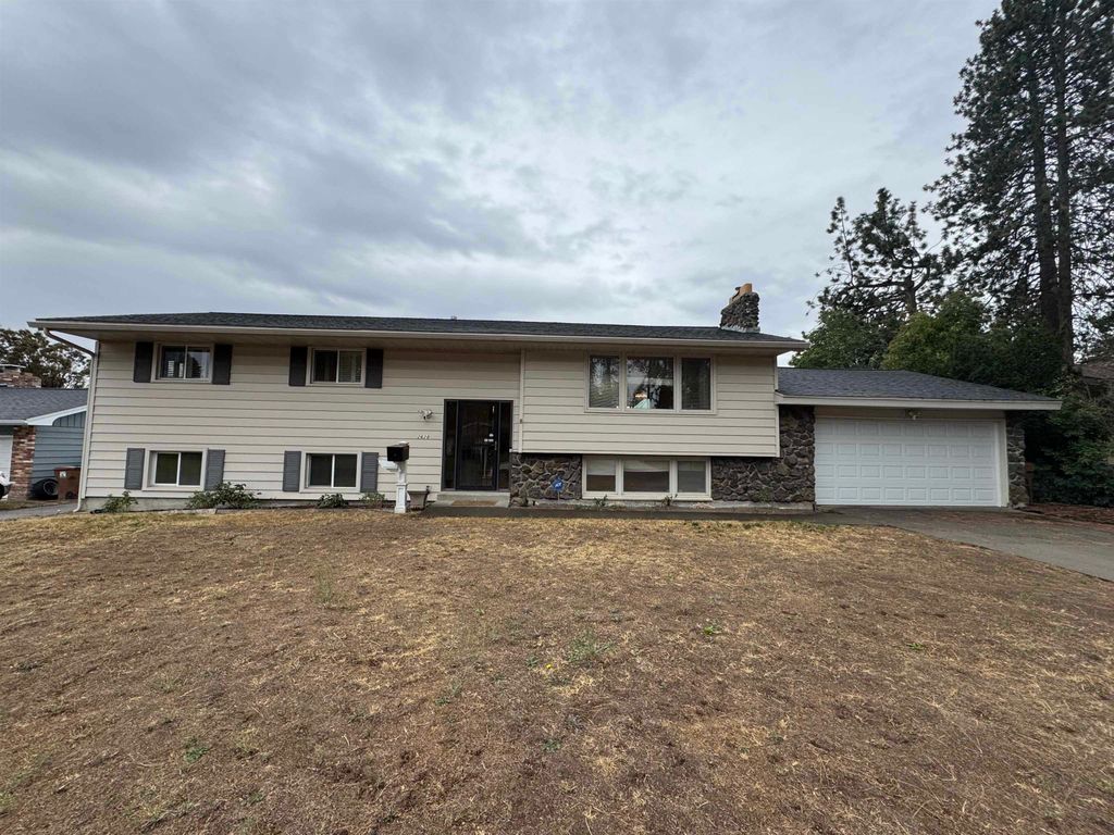 2628 E 40th Ave, Spokane, WA 99223