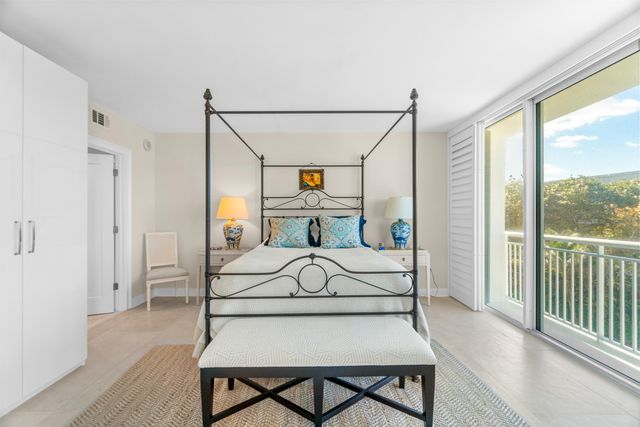 2780 S Ocean Boulevard 406, Palm Beach, FL 33480