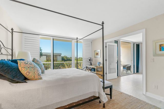 2780 S Ocean Boulevard 406, Palm Beach, FL 33480