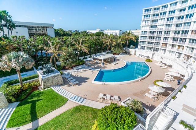 2780 S Ocean Boulevard 406, Palm Beach, FL 33480
