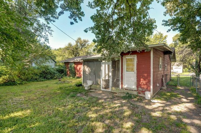 1428 South Pickwick Avenue, Springfield, MO 65804