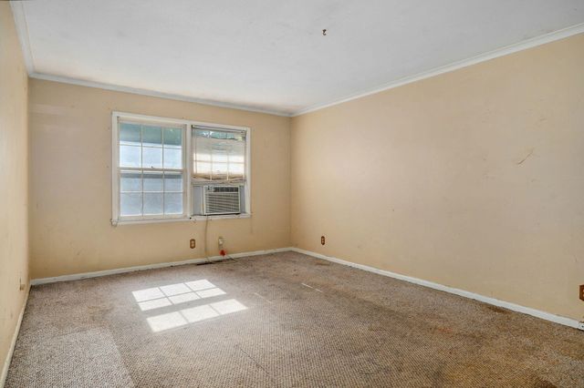 1428 South Pickwick Avenue, Springfield, MO 65804
