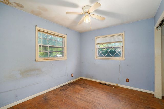 1428 South Pickwick Avenue, Springfield, MO 65804