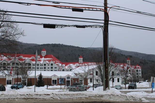 13 Maple Street, Lincoln, NH 03251