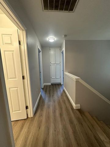 4620 34th St, Sacramento, CA 95820