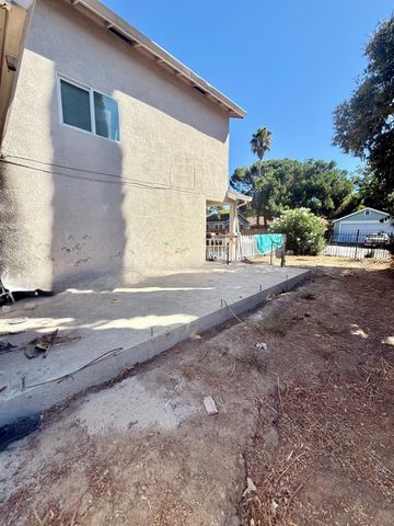 4620 34th St, Sacramento, CA 95820