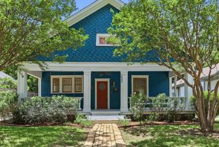 1932 5th Avenue, Fort Worth, TX 76110