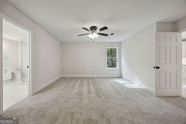 135 Deals Circle S, Woodbine, GA 31569