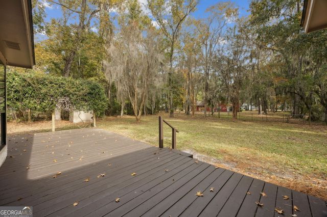 135 Deals Circle S, Woodbine, GA 31569