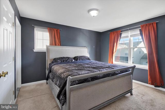 2008 W UNION ST, Chester, PA 19013