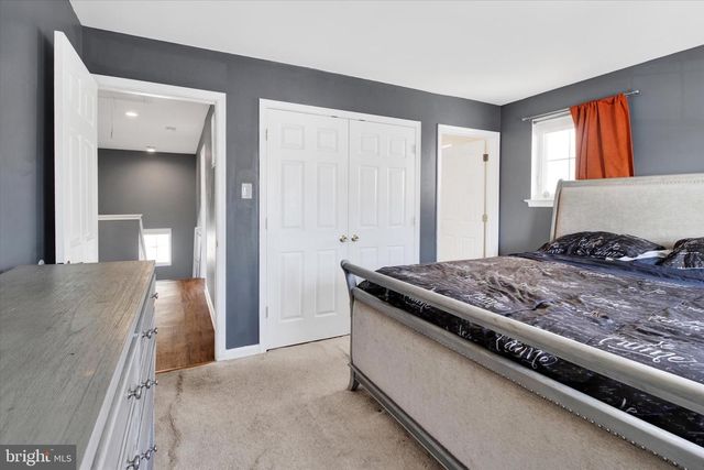 2008 W UNION ST, Chester, PA 19013