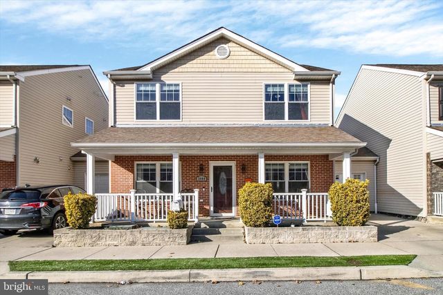 2008 W UNION ST, Chester, PA 19013