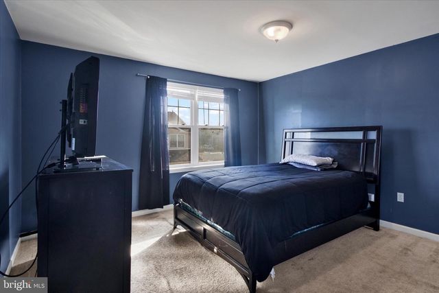 2008 W UNION ST, Chester, PA 19013