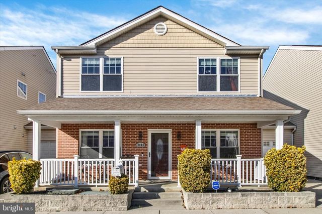 2008 W UNION ST, Chester, PA 19013