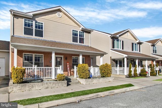 2008 W UNION ST, Chester, PA 19013