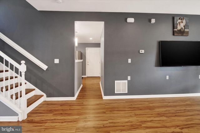 2008 W UNION ST, Chester, PA 19013