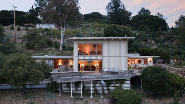 134 Laurel Drive, Carmel Valley, CA 93924