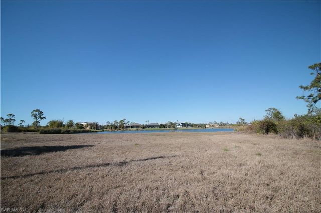 28 Harness RD, Placida, FL 33946