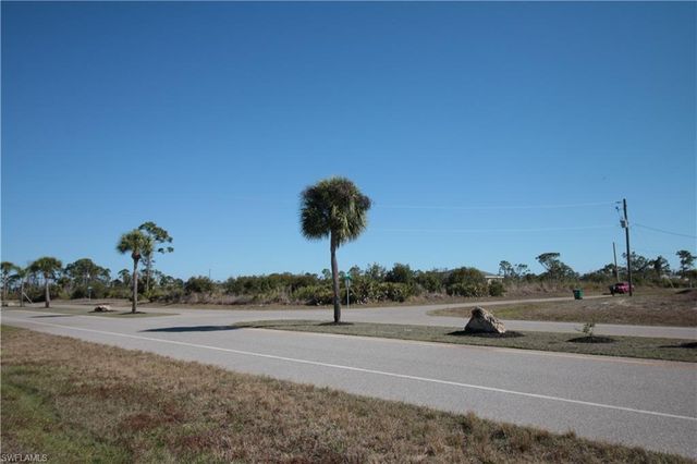 28 Harness RD, Placida, FL 33946