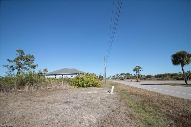 28 Harness RD, Placida, FL 33946