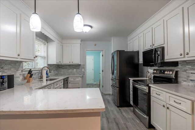 481 School Street, Ridgeville, SC 29472