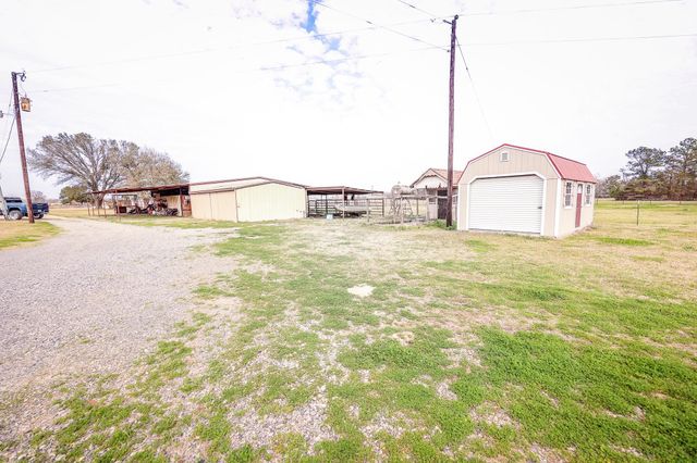 261 COUNTY ROAD 112, Carthage, TX 75633