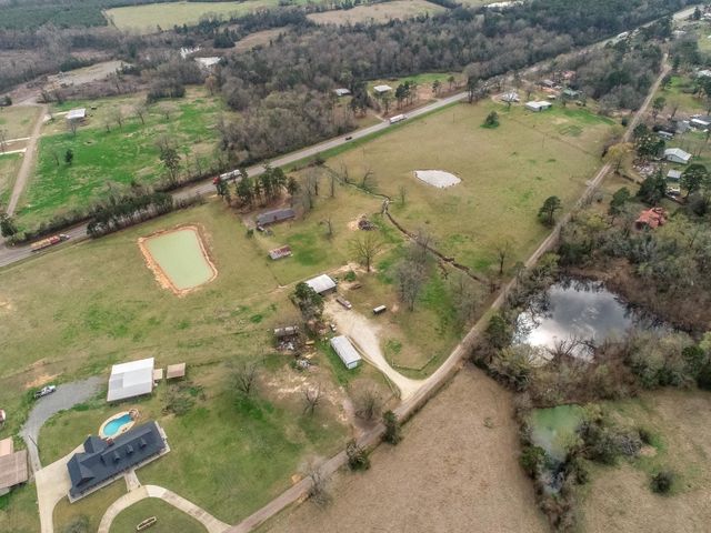 261 COUNTY ROAD 112, Carthage, TX 75633