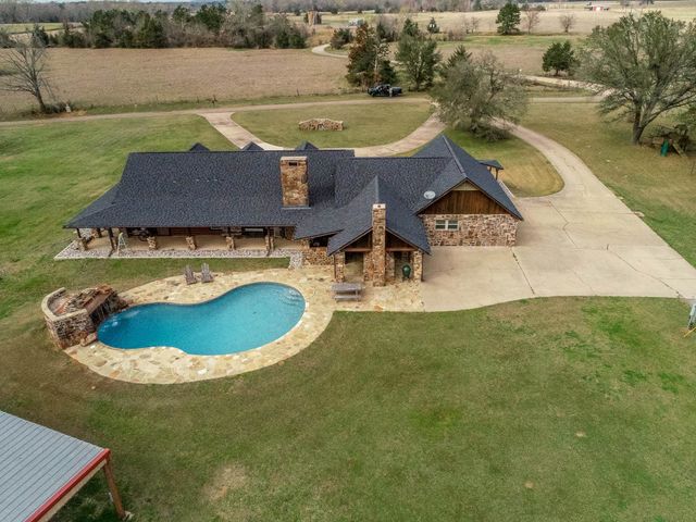 261 COUNTY ROAD 112, Carthage, TX 75633