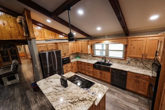 261 COUNTY ROAD 112, Carthage, TX 75633