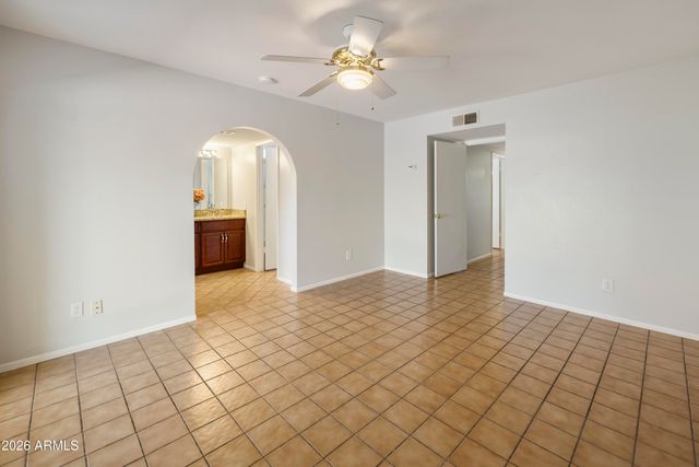 2232 S DON CARLOS --, Mesa, AZ 85202