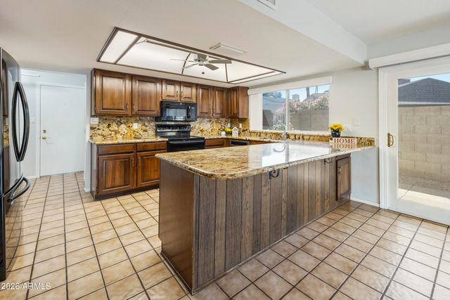 2232 S DON CARLOS --, Mesa, AZ 85202