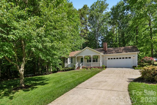 144 Mills Forest Lane, Mooresville, NC 28117