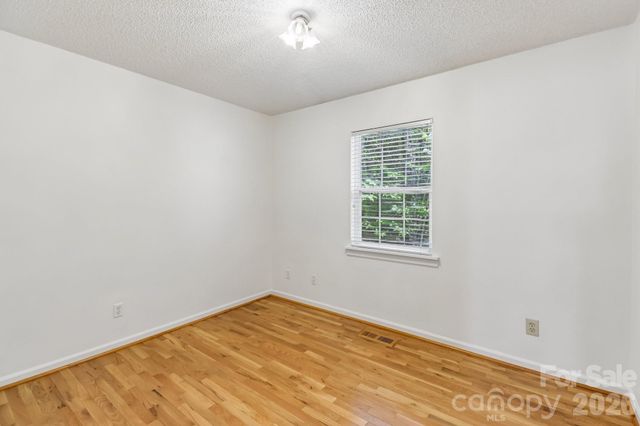 144 Mills Forest Lane, Mooresville, NC 28117