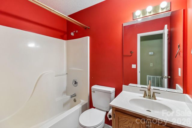 144 Mills Forest Lane, Mooresville, NC 28117