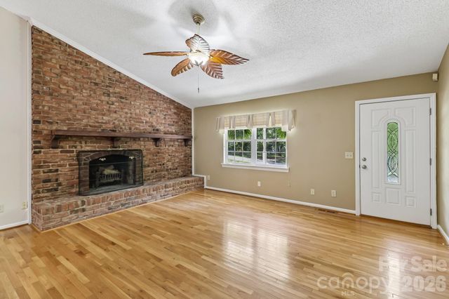 144 Mills Forest Lane, Mooresville, NC 28117