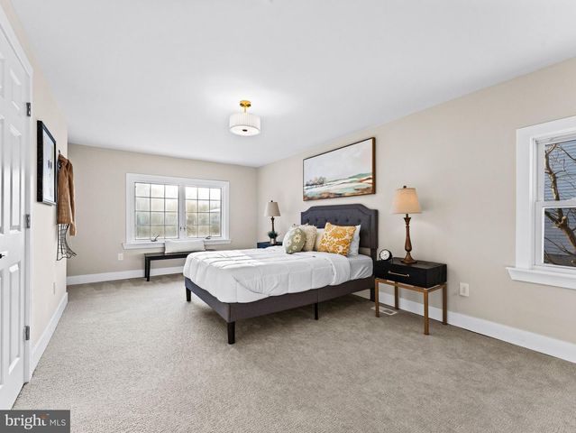 7 CHARTER OAK RD, Clementon, NJ 08021