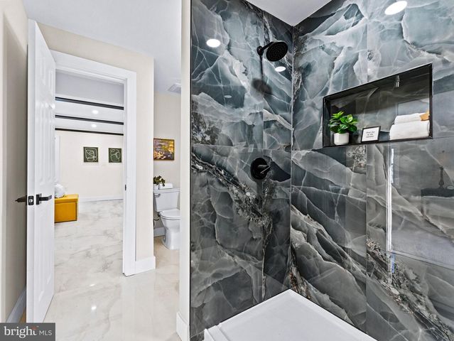 7 CHARTER OAK RD, Clementon, NJ 08021