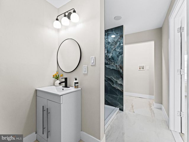 7 CHARTER OAK RD, Clementon, NJ 08021