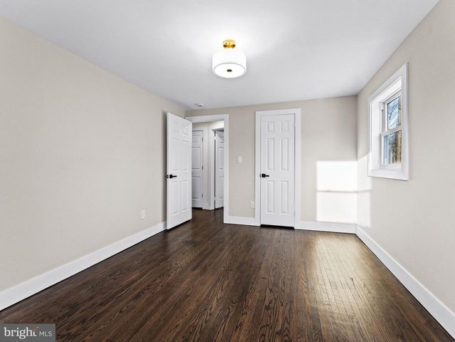 7 CHARTER OAK RD, Clementon, NJ 08021