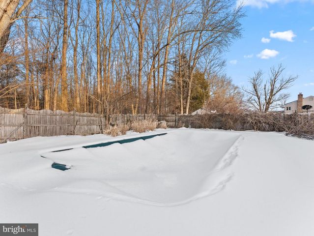 7 CHARTER OAK RD, Clementon, NJ 08021