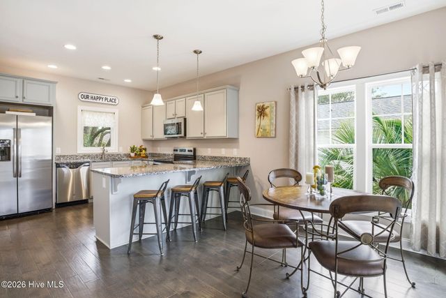 214 NE 35th Street, Oak Island, NC 28465